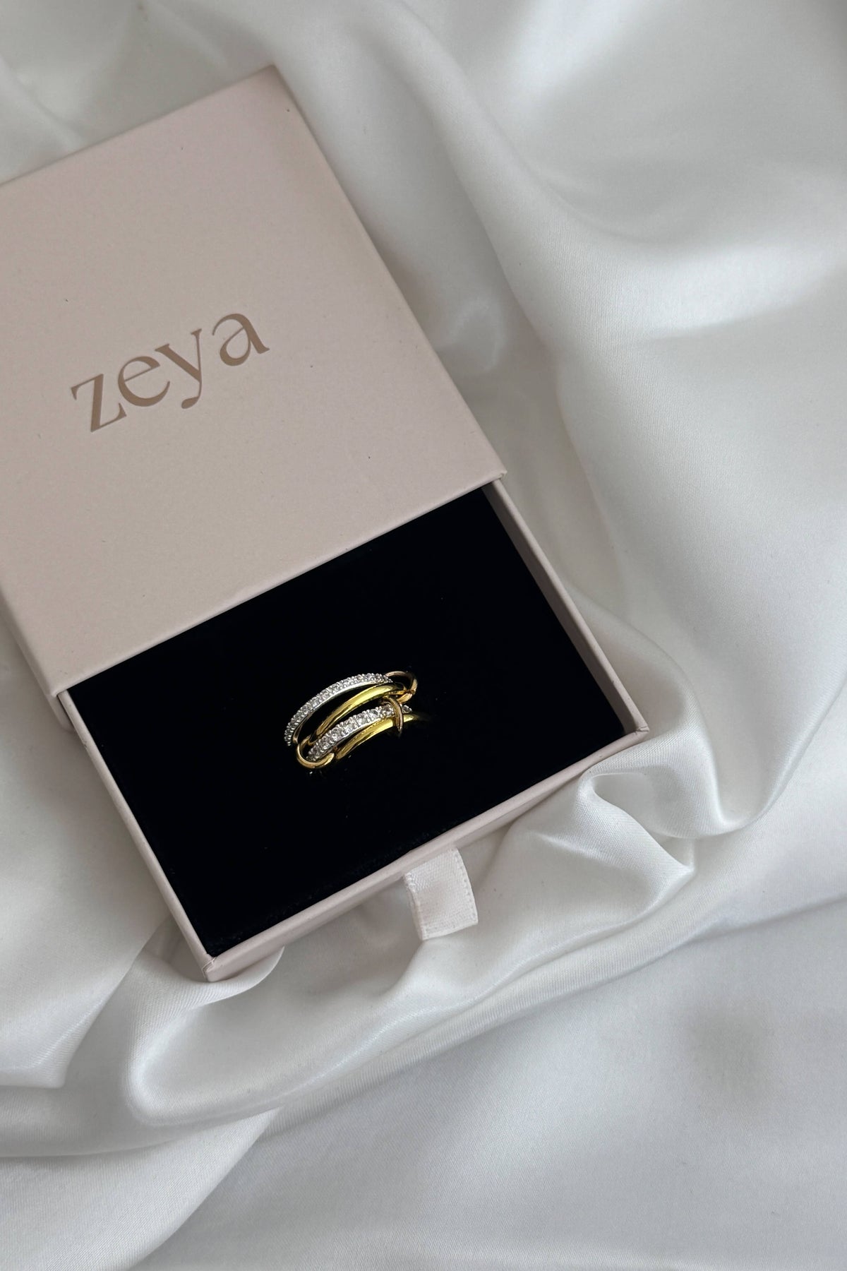 ZEYA Ramona Rhinestone Stacked Ring
