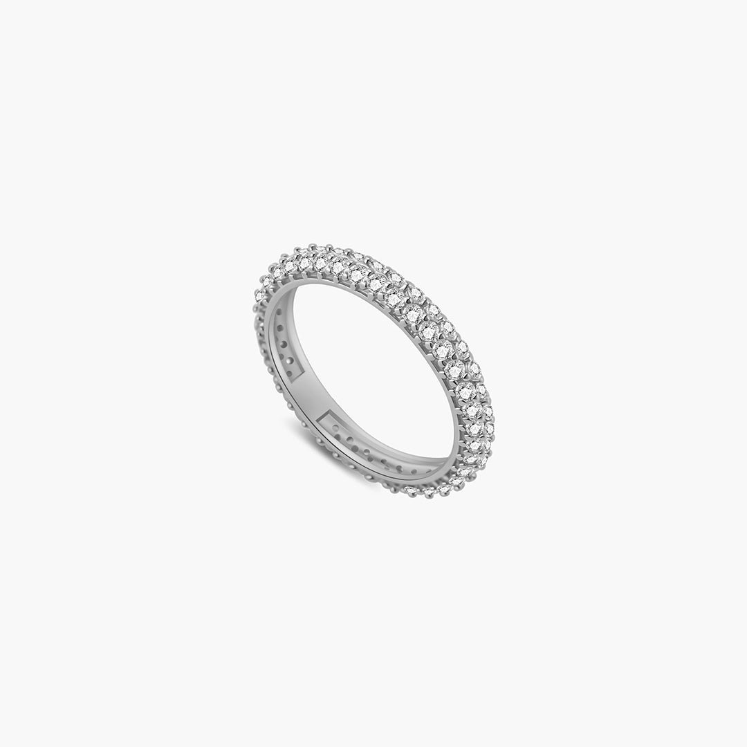 ZEYA Crown-Edge Rhinestone Band Ring in silver