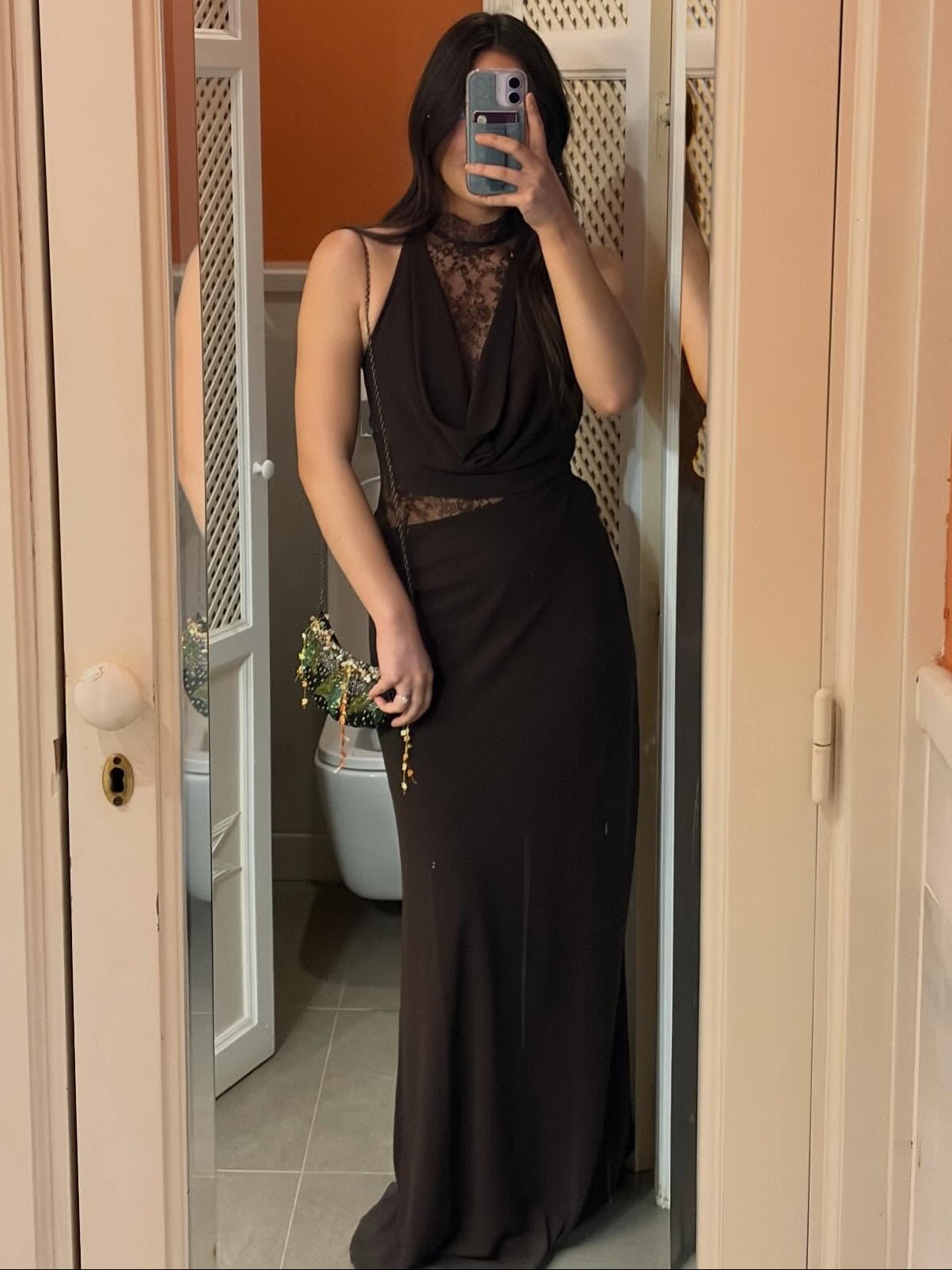Robe longue Sienna en dentelle à col halter
