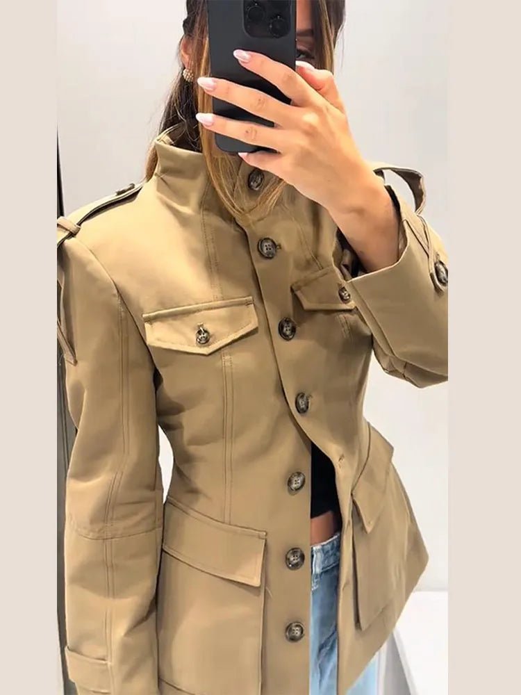 Veste Anna à col montant ajustée