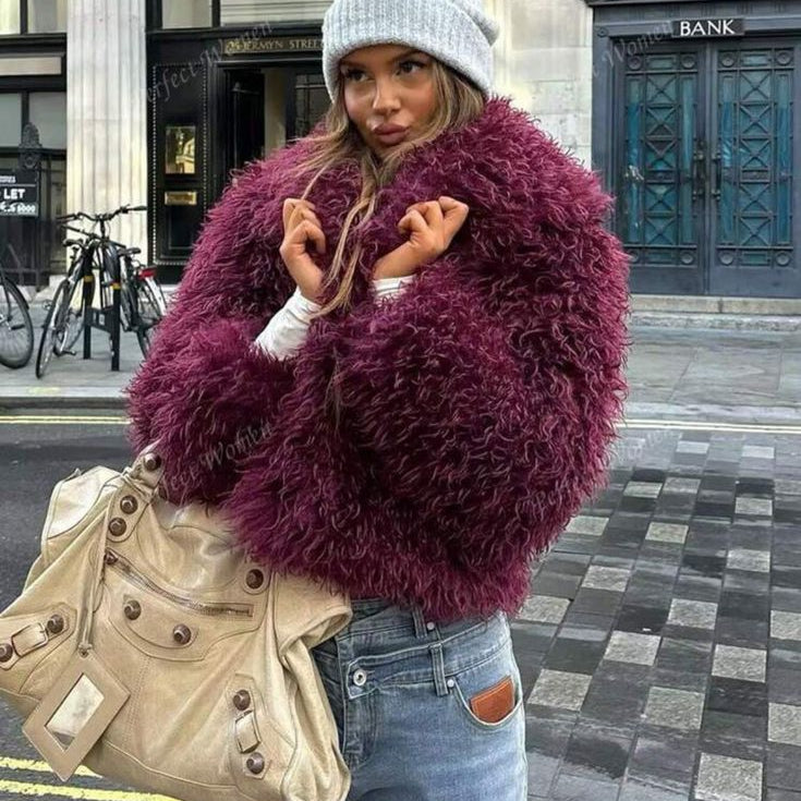 ZEYA Nadine Short Faux Fur Coat in Burgundy