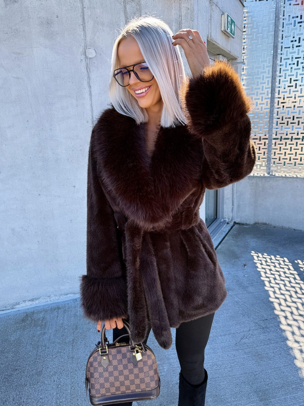 Eva Manteau Ceinturé en Fourrure Synthétique