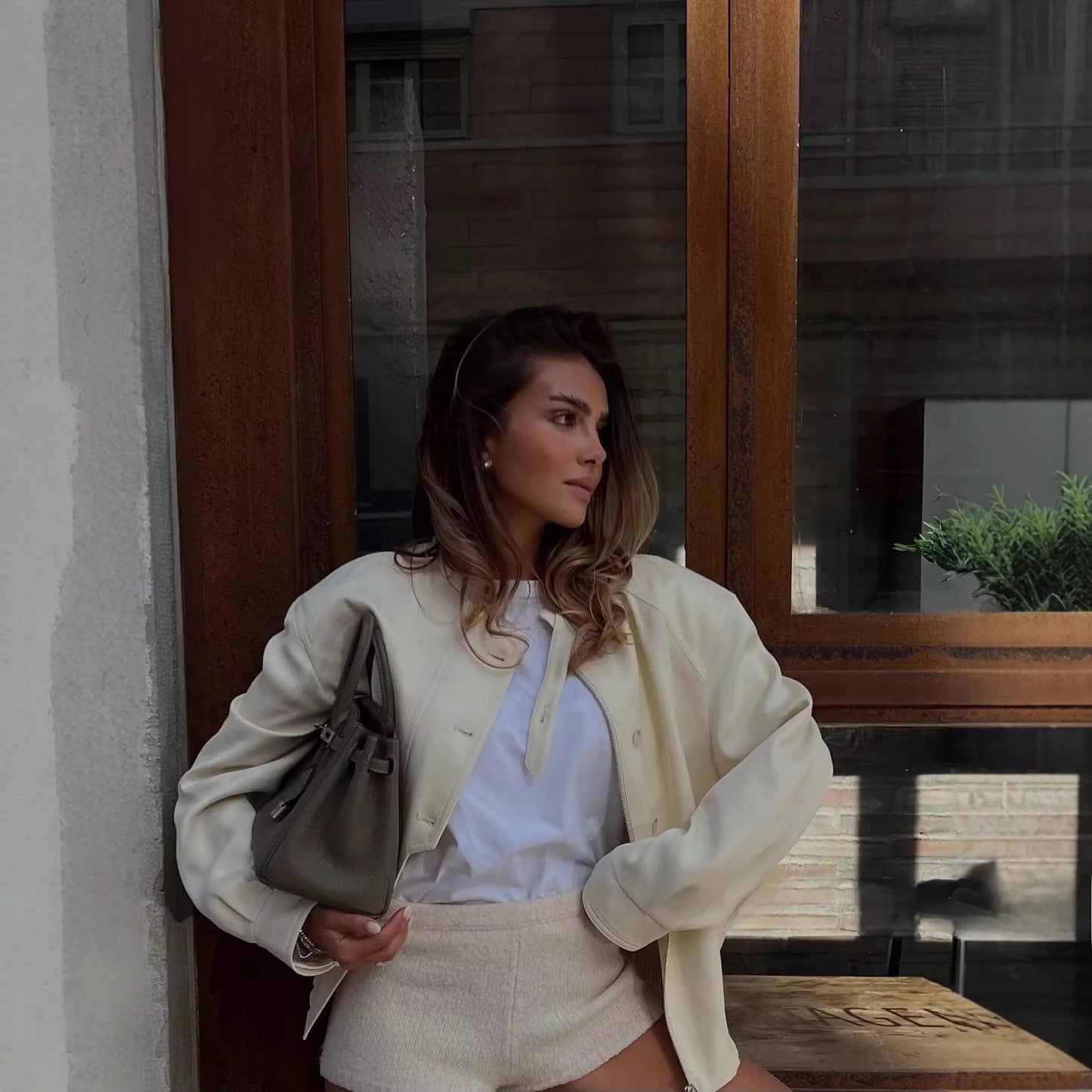Veste Naomi col montant avec détails de boutons
