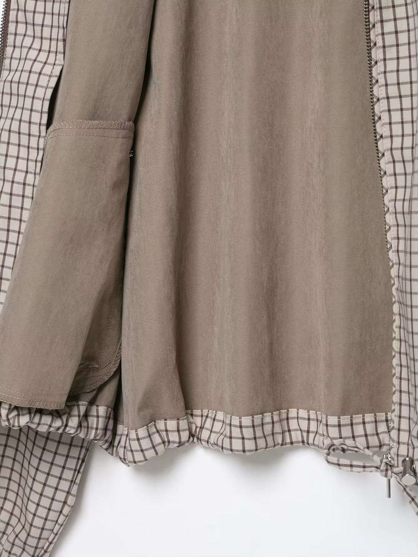 Veste à capuche courte à carreaux Ellie