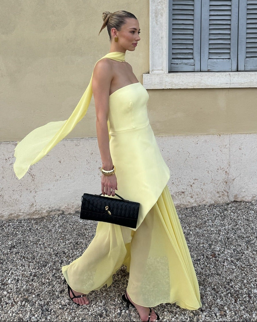 Sophia robe maxi asymétrique transparente