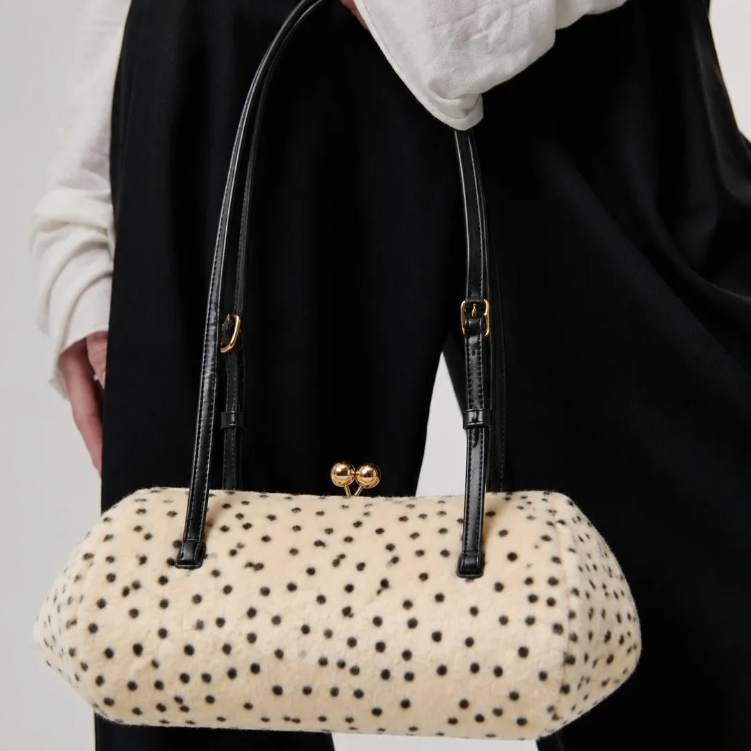 Sac bandoulière en fausse fourrure Layla motif guépard