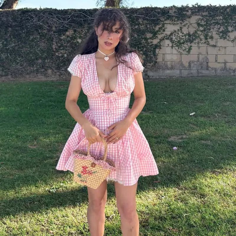 Robe mini à carreaux roses et nœud Vesna