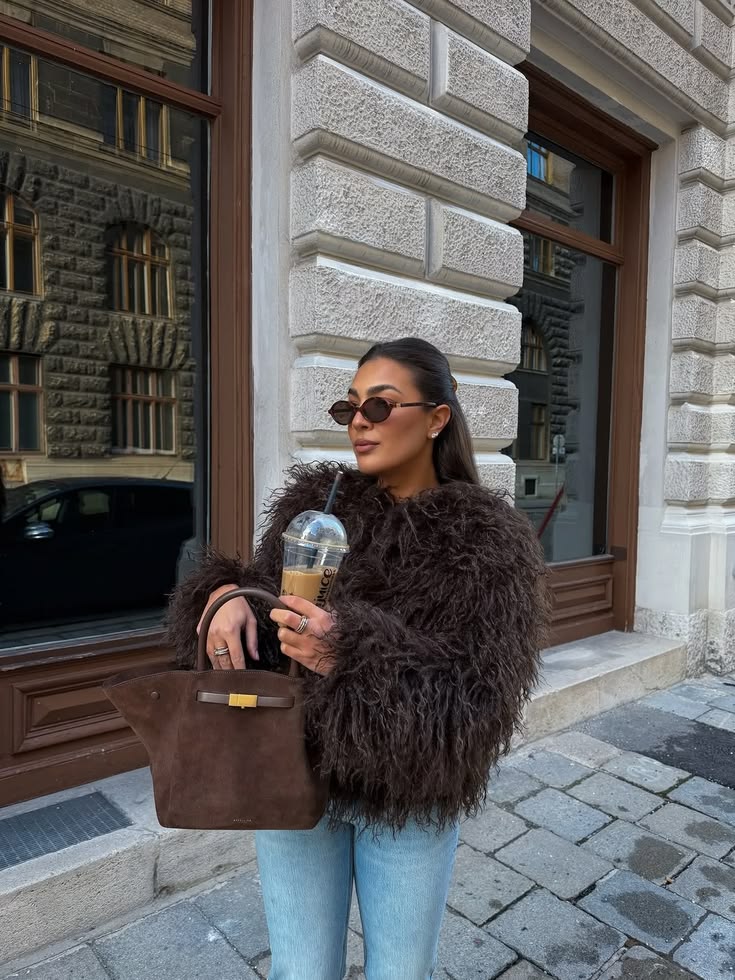 ZEYA Stella Faux Fur Coat in Brown