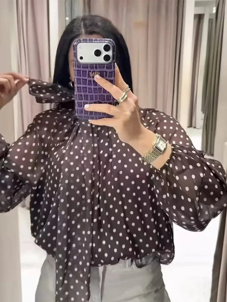 Blouse Cleo à col montant à pois