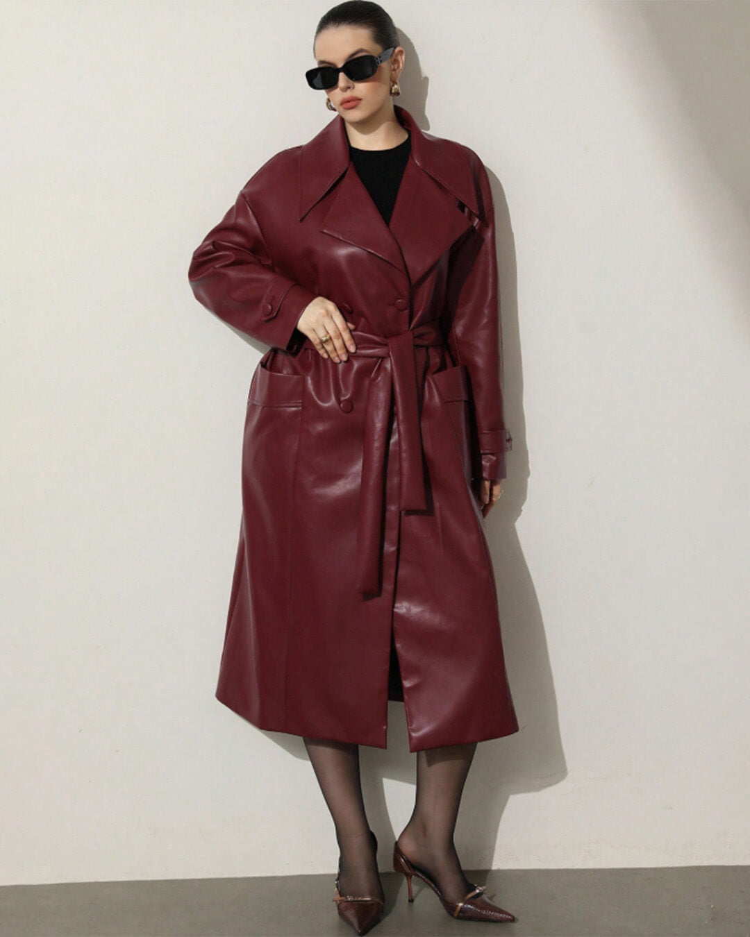 Manteau trench long Connie en similicuir