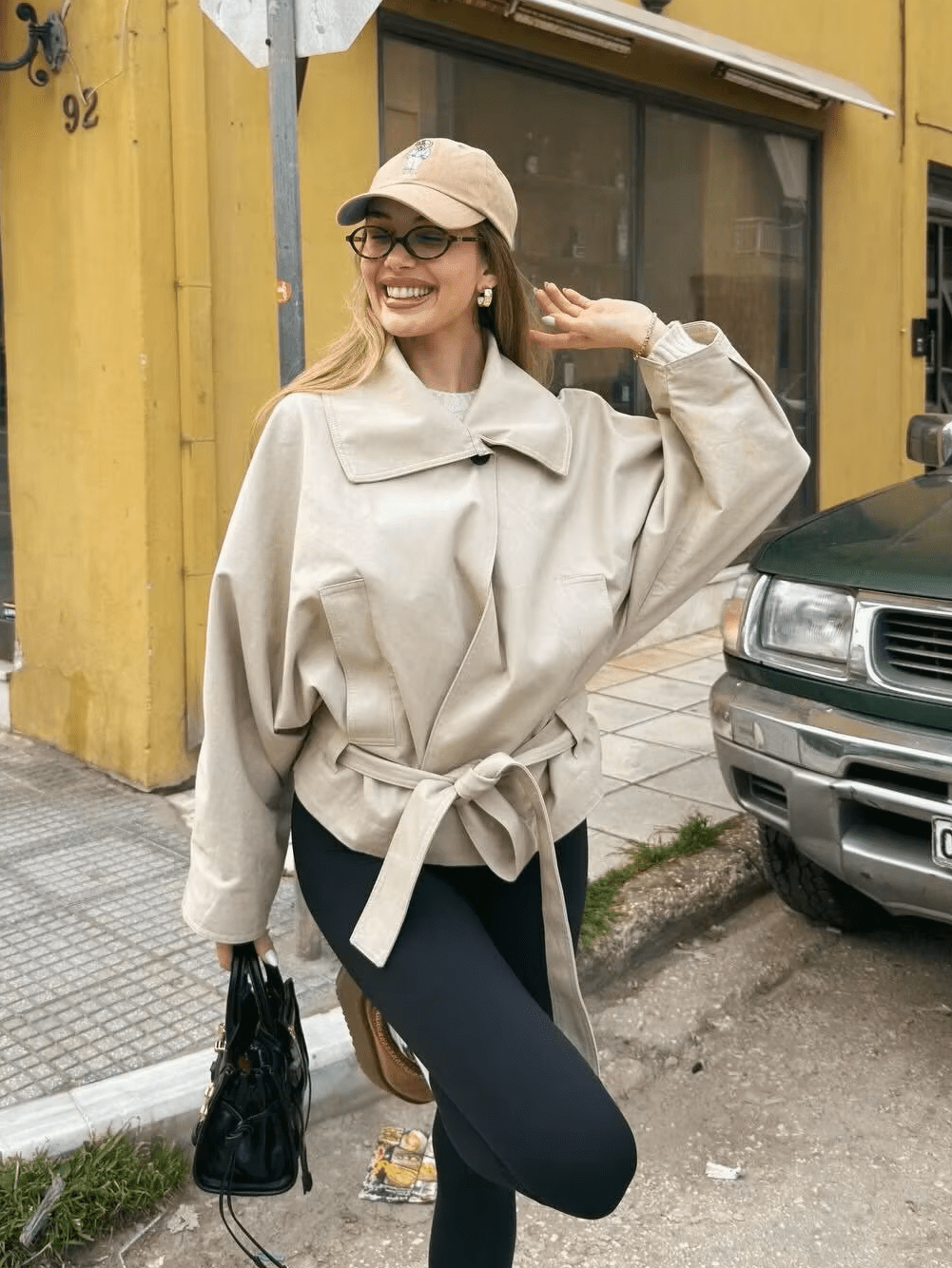 Trench-coat Helena asymétrique avec ceinture