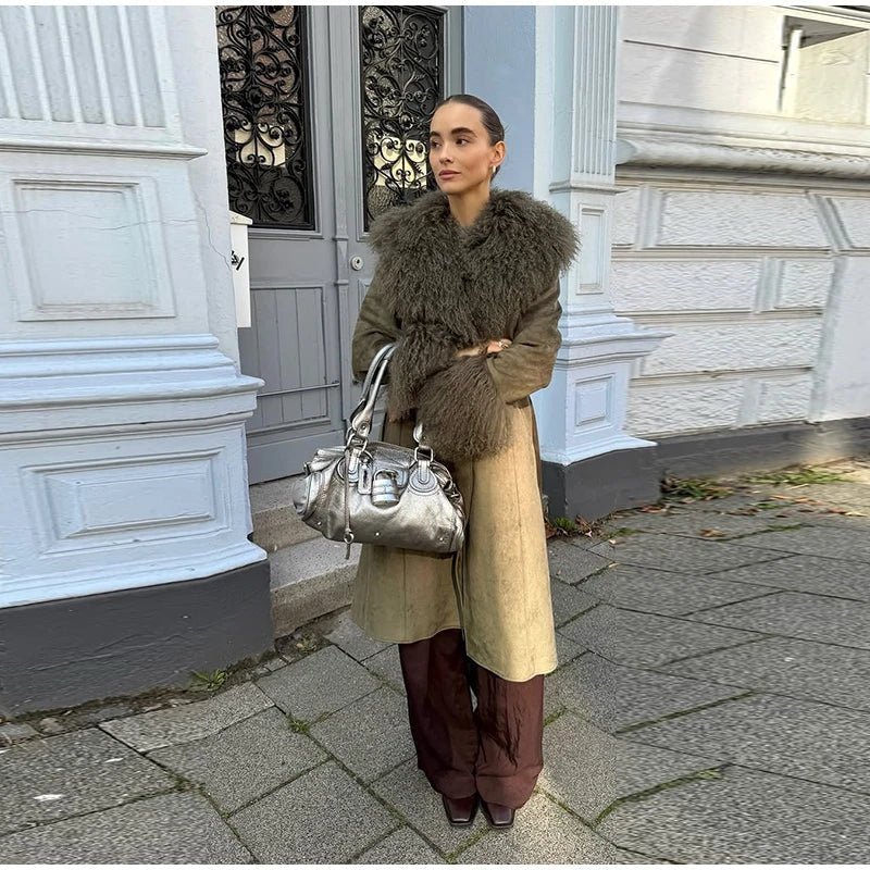 Manteau Naomi à col en fausse fourrure patchwork