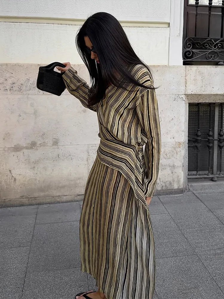 Robe longue à rayures Tessa à col en V