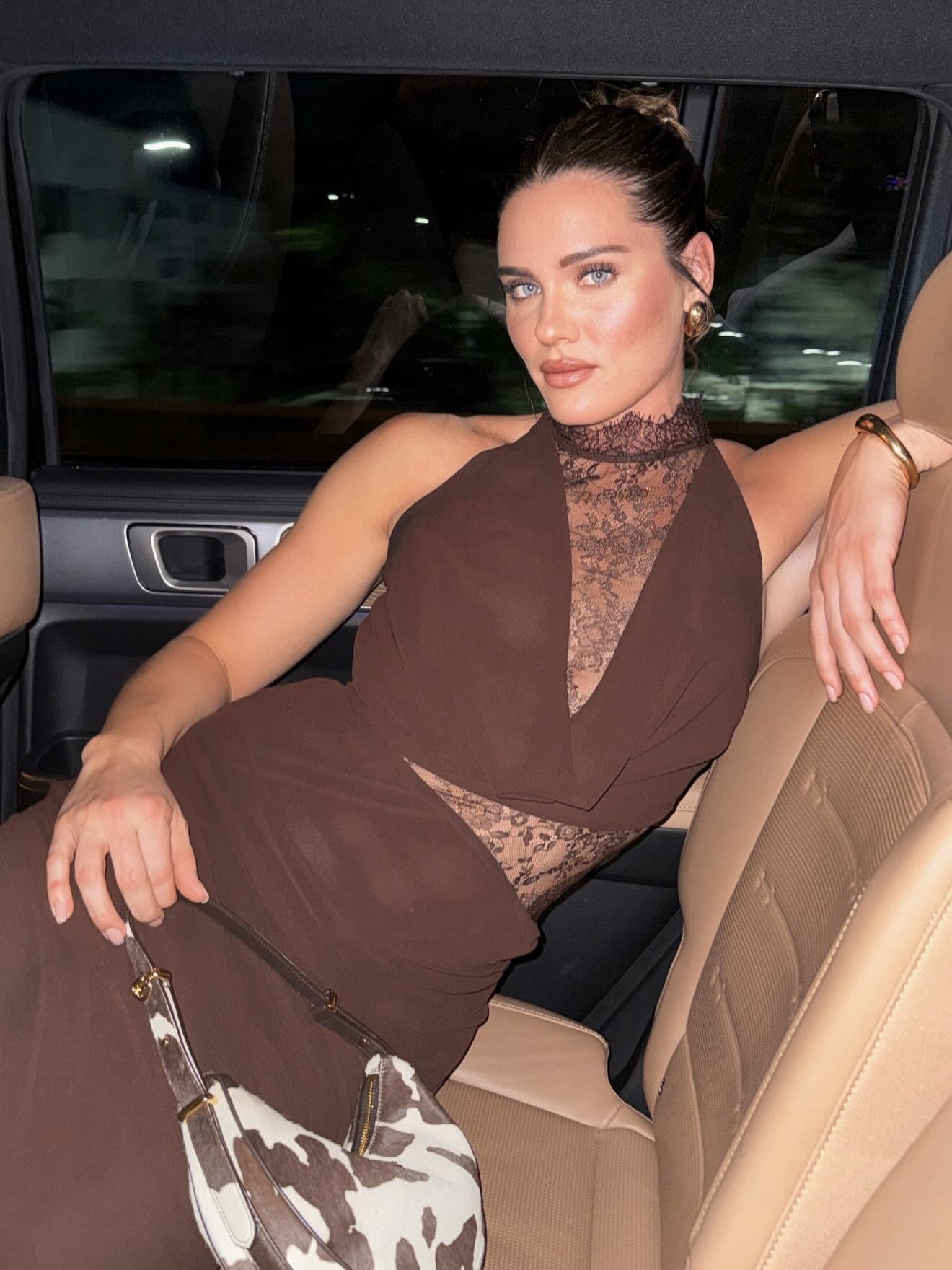 Robe longue Sienna en dentelle à col halter
