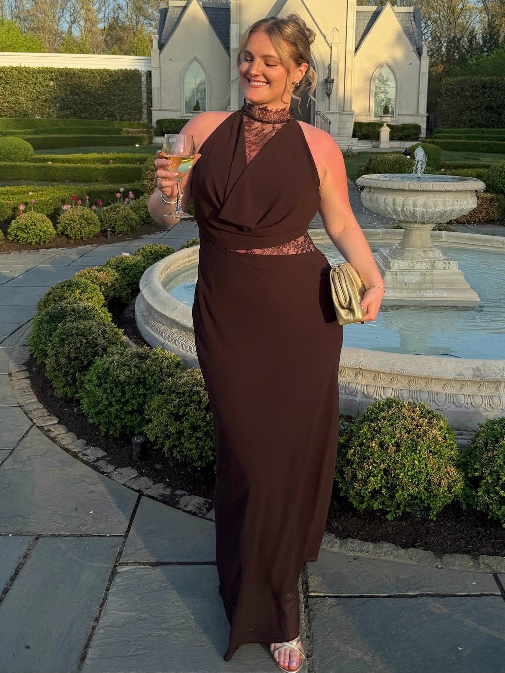 Robe longue Sienna en dentelle à col halter