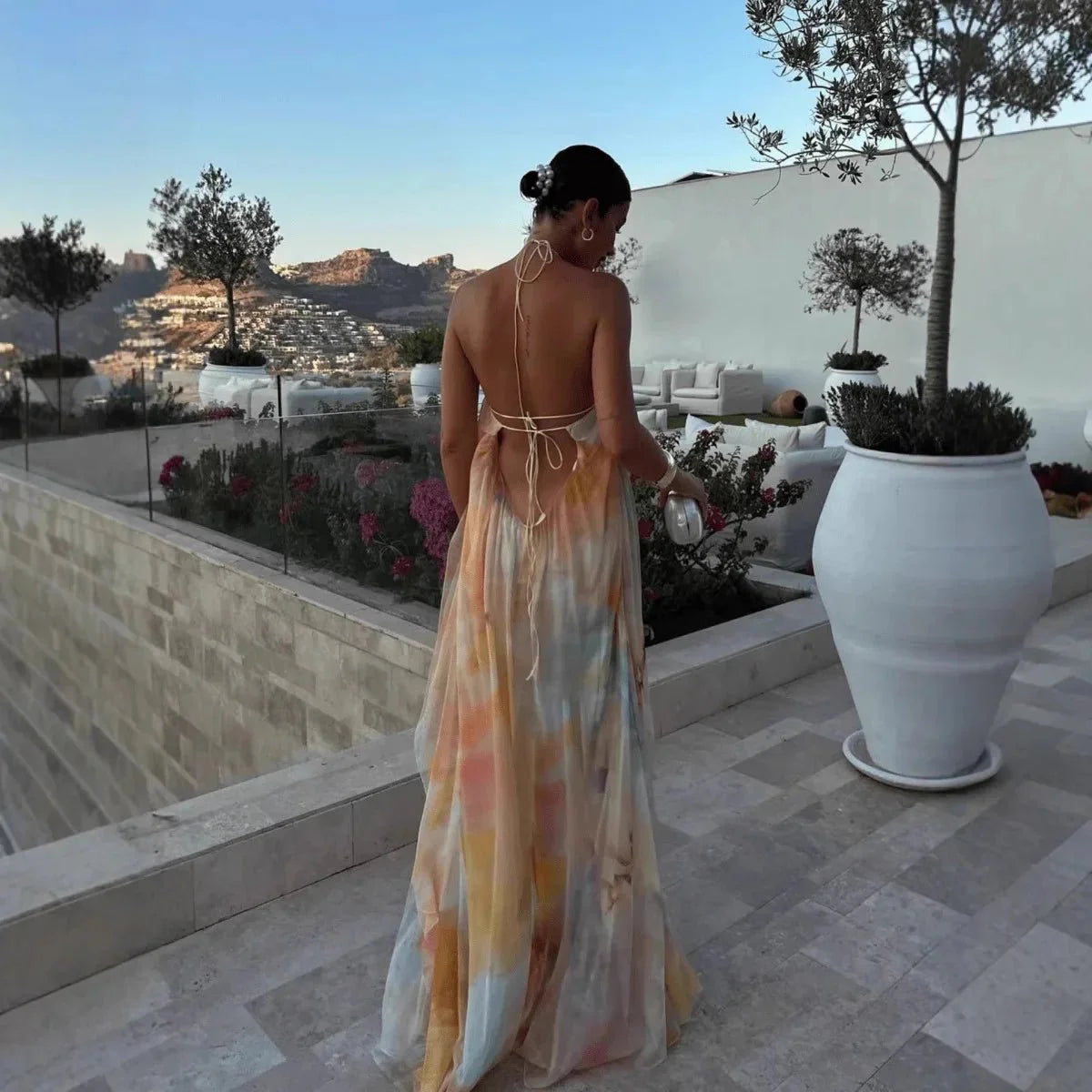 Robe maxi Megan à col halter et laçage
