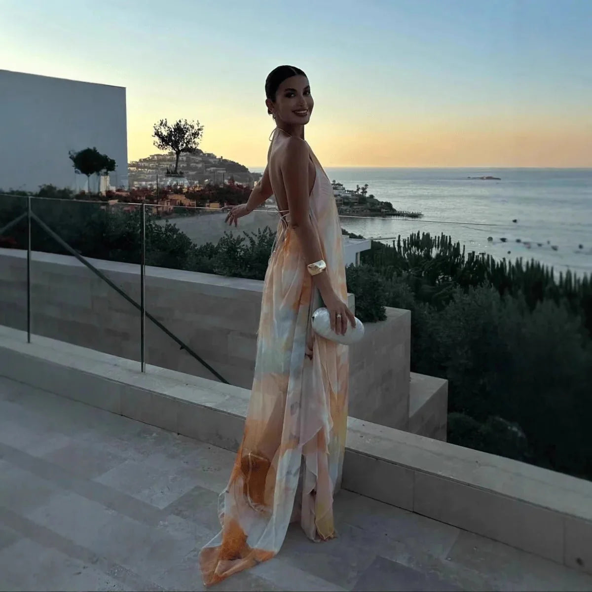 Robe maxi Megan à col halter et laçage