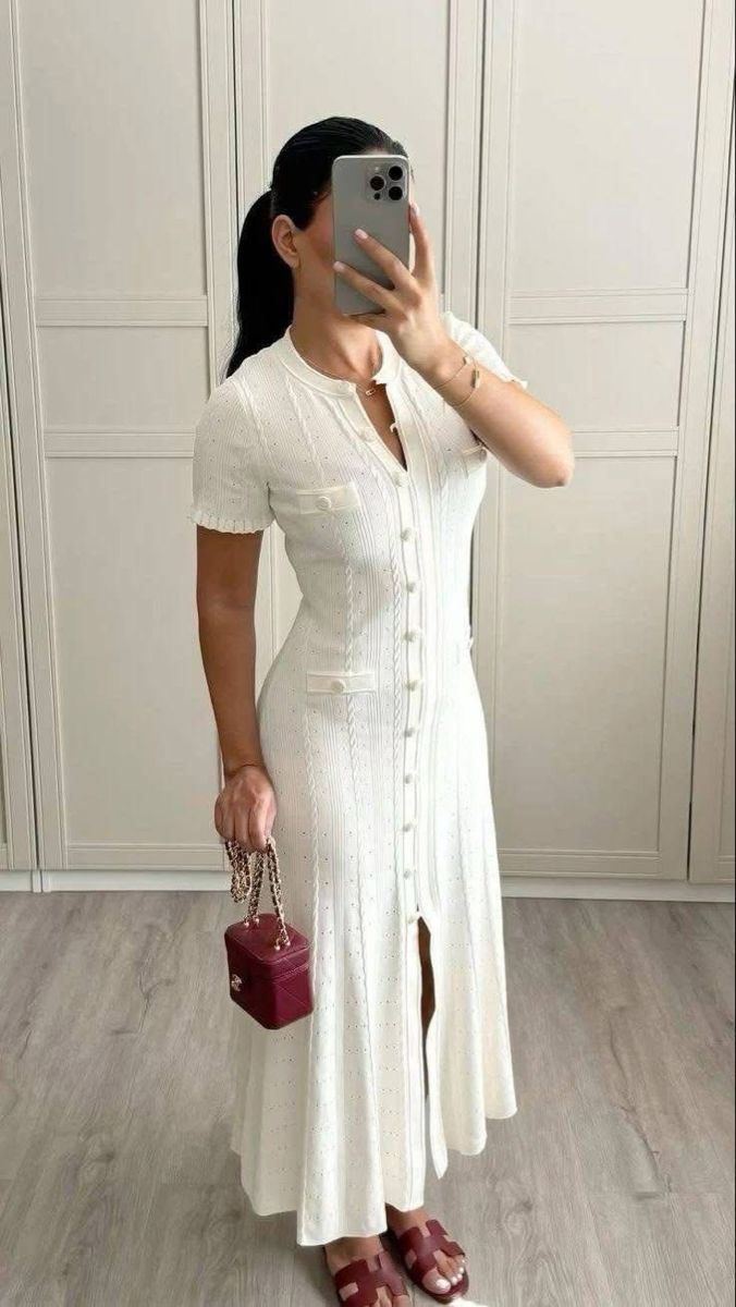 Robe midi en maille Margot boutonnée devant