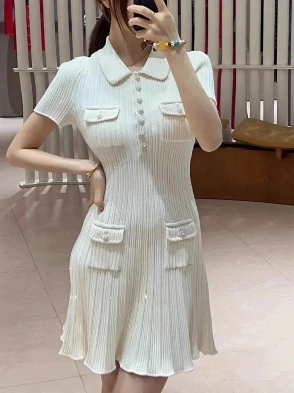 Robe mini Emelia en maille à sequins