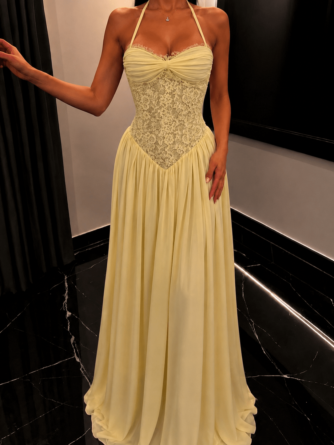 Erica.halter.corset.maxi