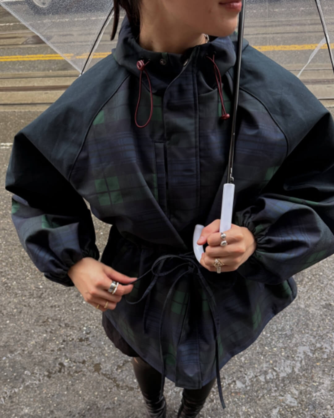 Veste oversize à carreaux avec laçage Linda