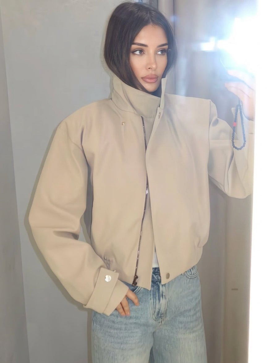 Veste Carla à col montant zippé