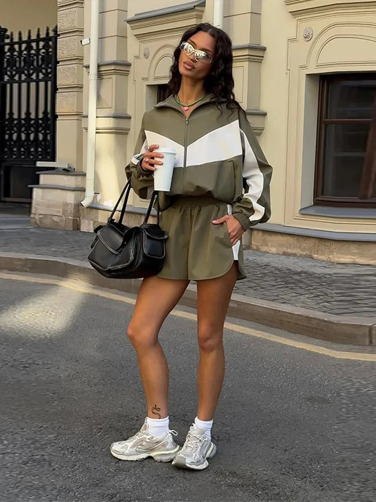 Ensemble de sport veste et short colorblock Nadia