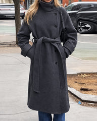 Manteau long félin à ceinture et col montant