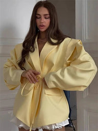Blazer Filippa à manches larges avec ceinture