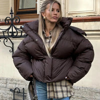 Veste courte matelassée à capuche Kaia