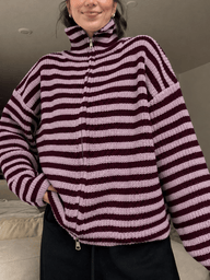 Pull à col montant en maille rayée Leah