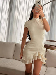 Robe Mariana en satin patchwork avec col en dentelle