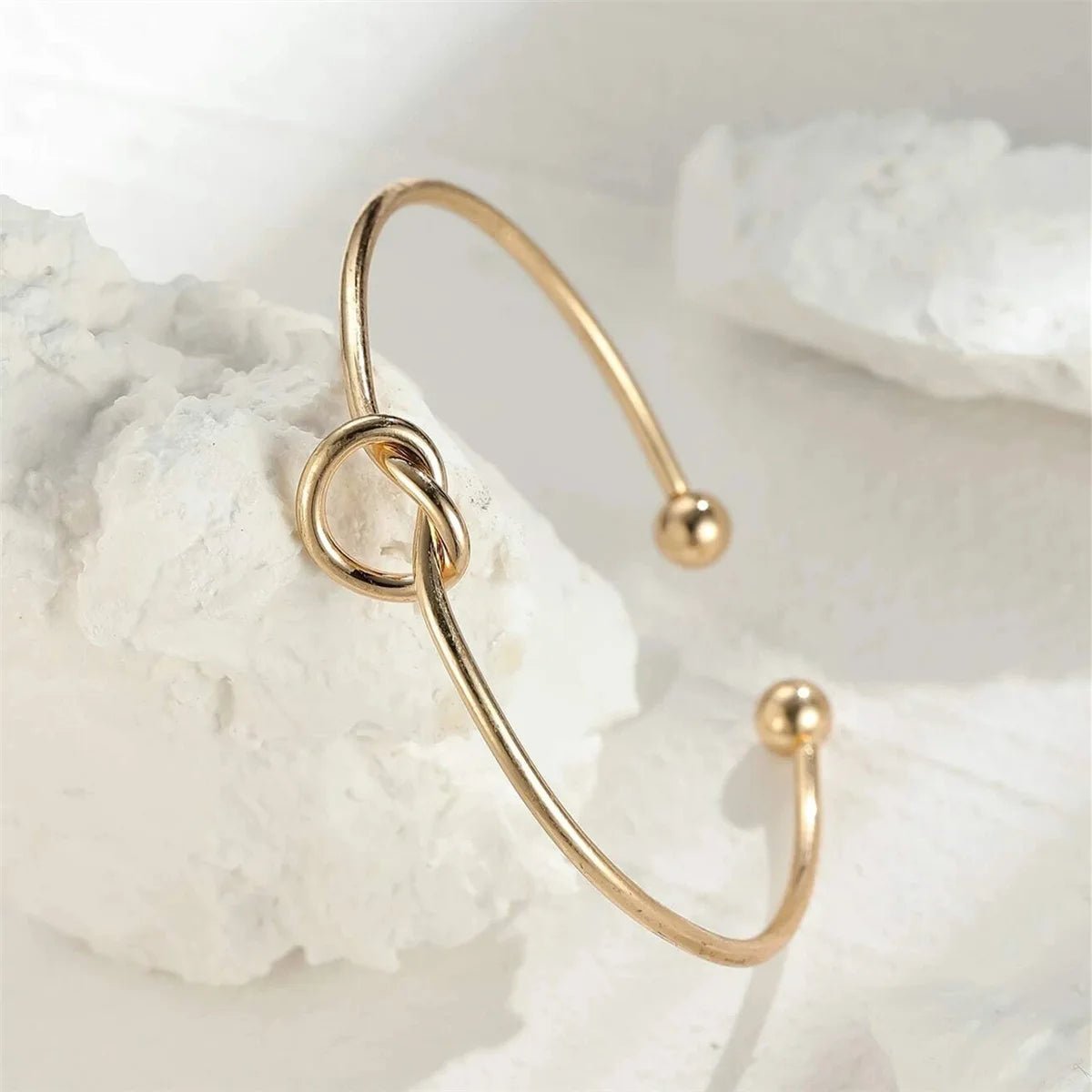 ZEYA - Maricar Twist Bracelet