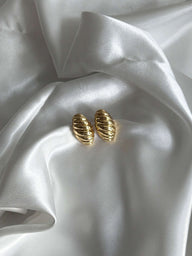 Boucles d'oreilles Afsana en coquillage torsadé