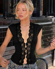 Corset à encolure en V Monique en dentelle