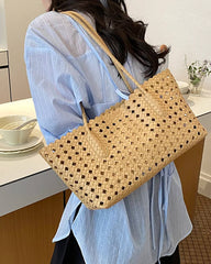 Nicole.panier.paille.tissé