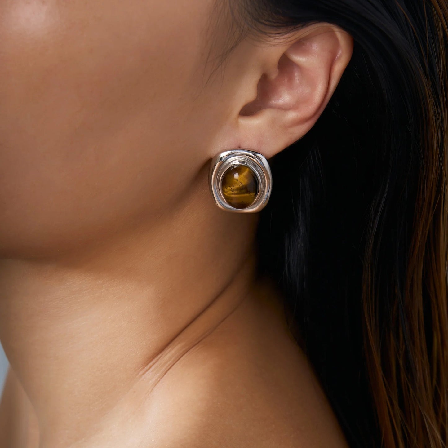 ZEYA - Olivia - Vintage Oval Gold Earrings with Natural Stones