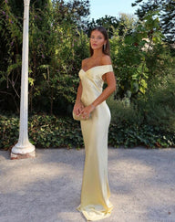Robe maxi satinée épaules dénudées Ophélia