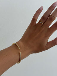 Bracelet manchette en pierres précieuses Serenity