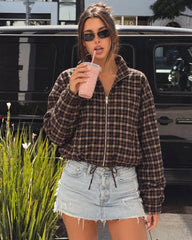 Tessa. Veste à carreaux et mini-jupe assortie